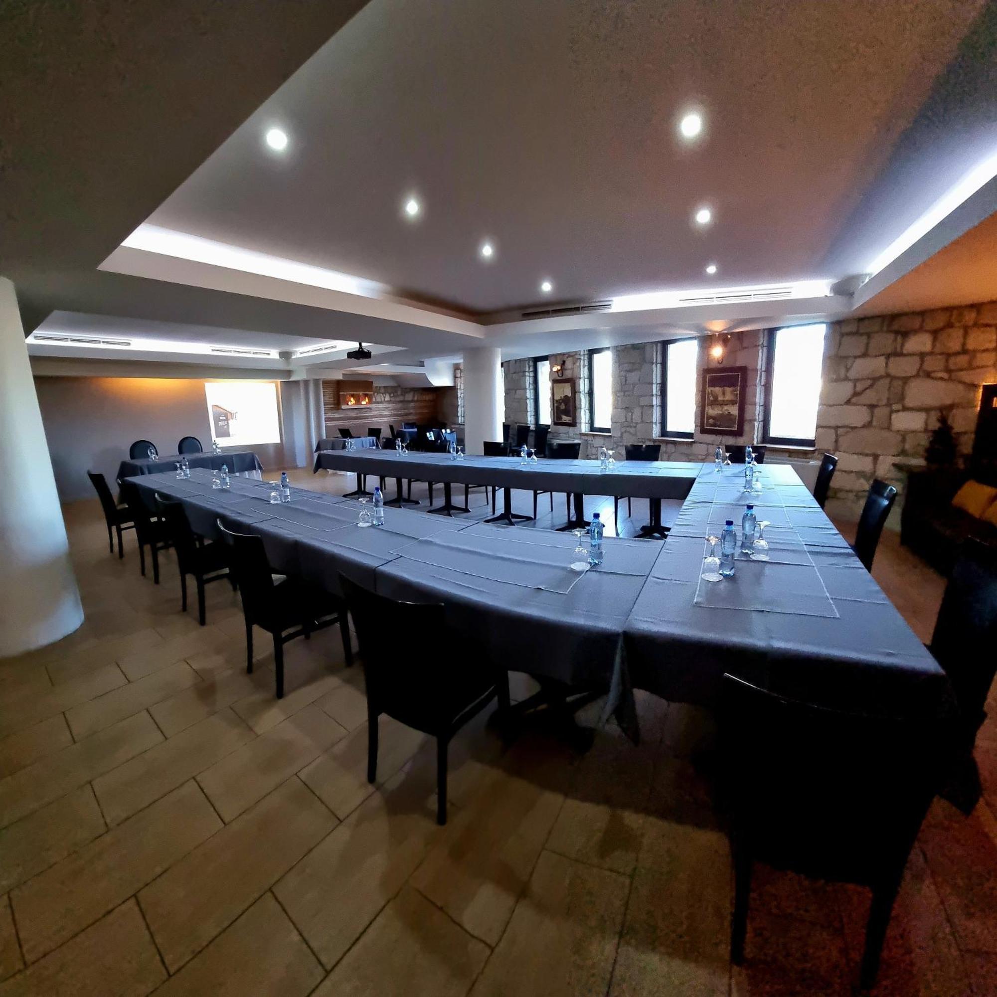 Hotel Paviljon Bihać エクステリア 写真