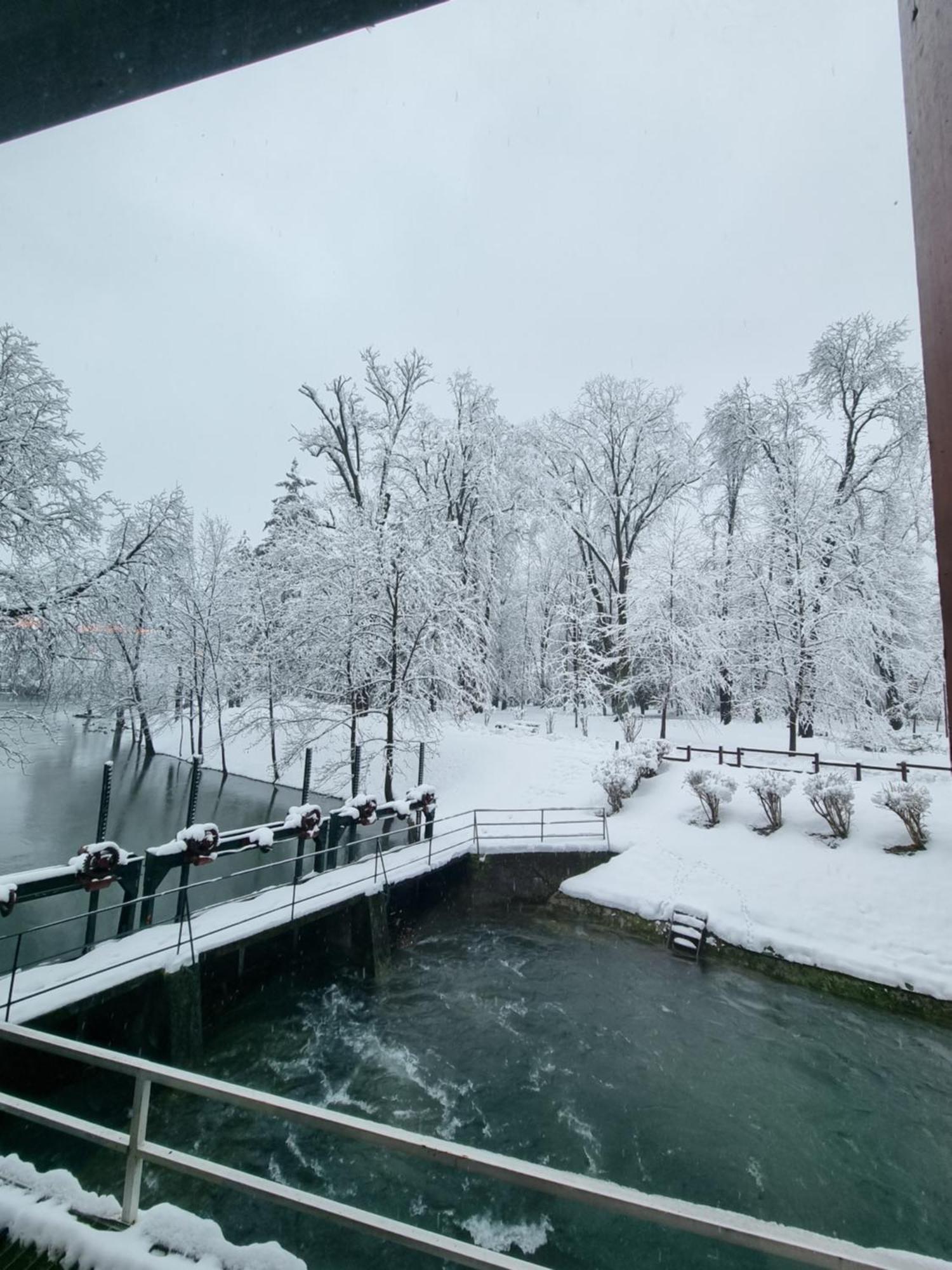 Hotel Paviljon Bihać エクステリア 写真