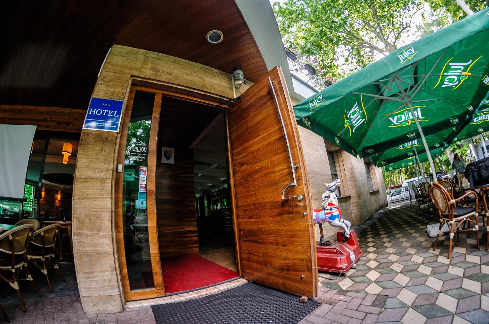 Hotel Paviljon Bihać エクステリア 写真