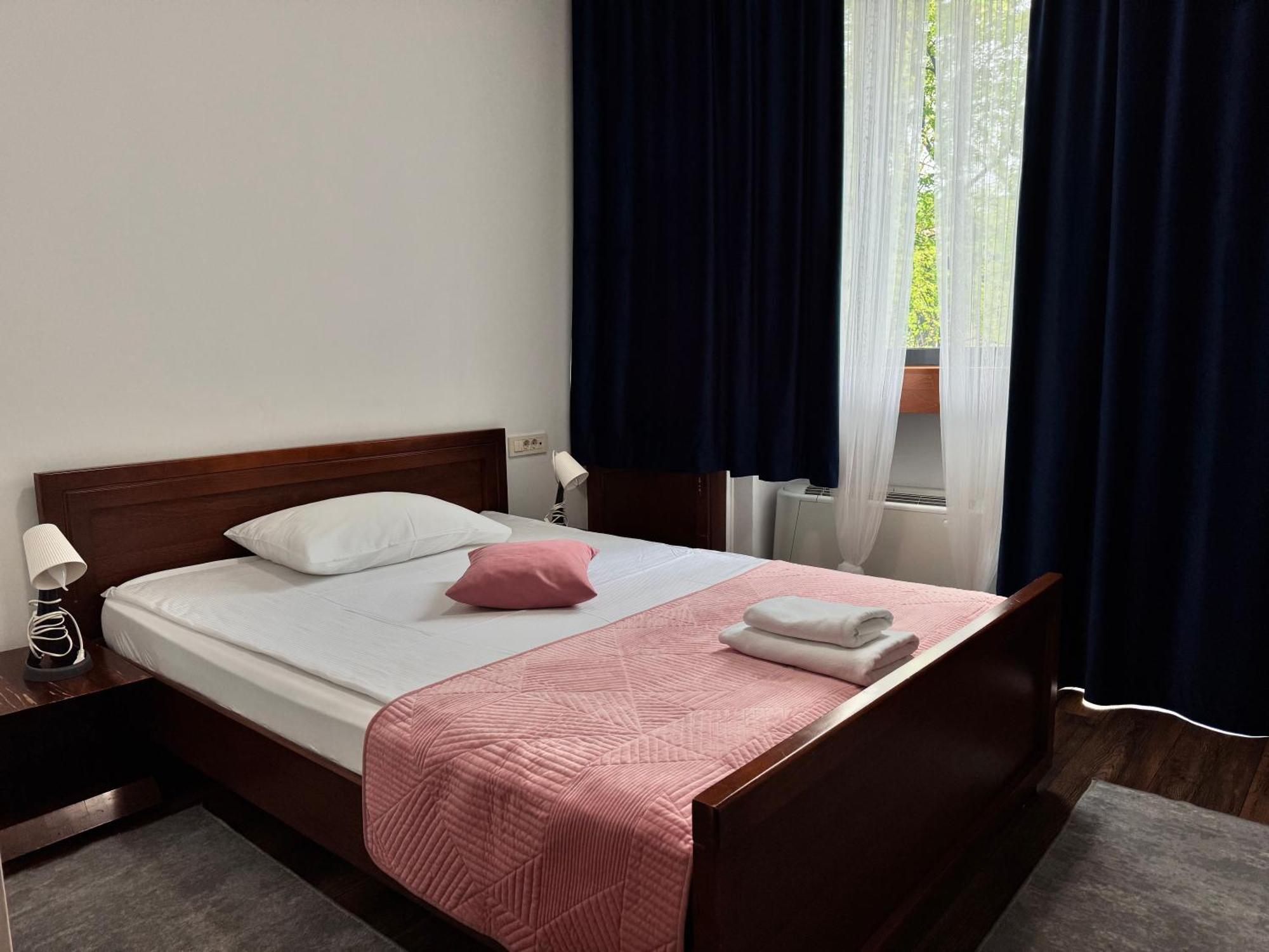 Hotel Paviljon Bihać エクステリア 写真