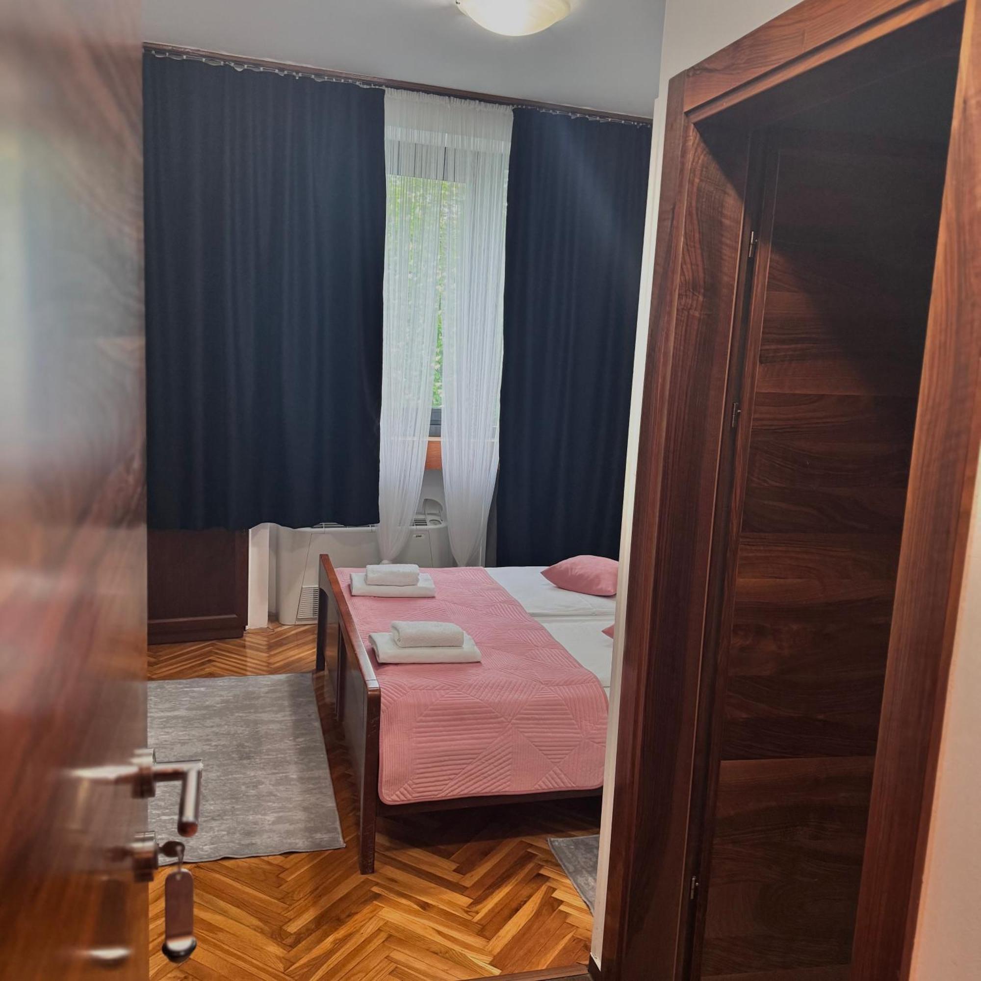 Hotel Paviljon Bihać エクステリア 写真