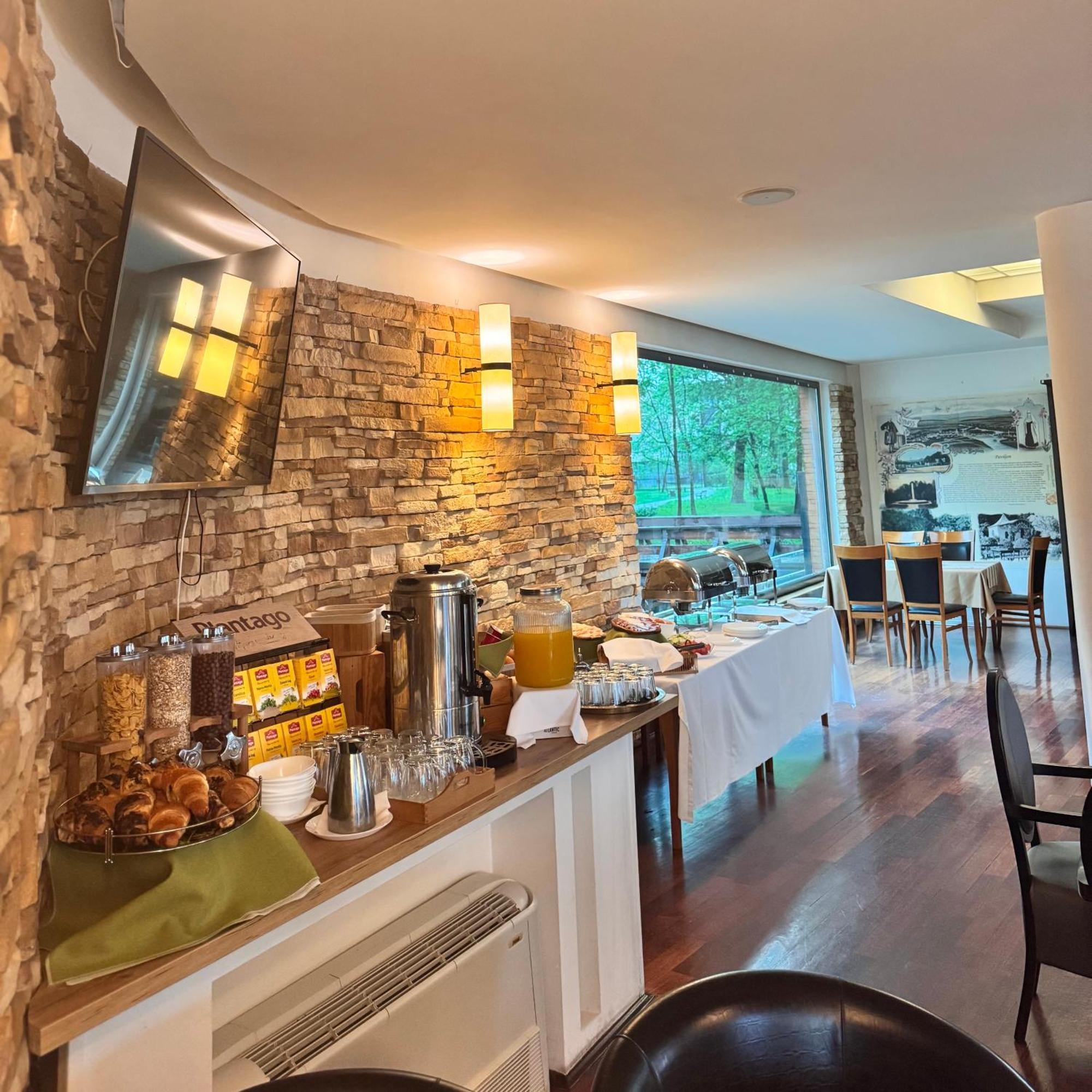 Hotel Paviljon Bihać エクステリア 写真