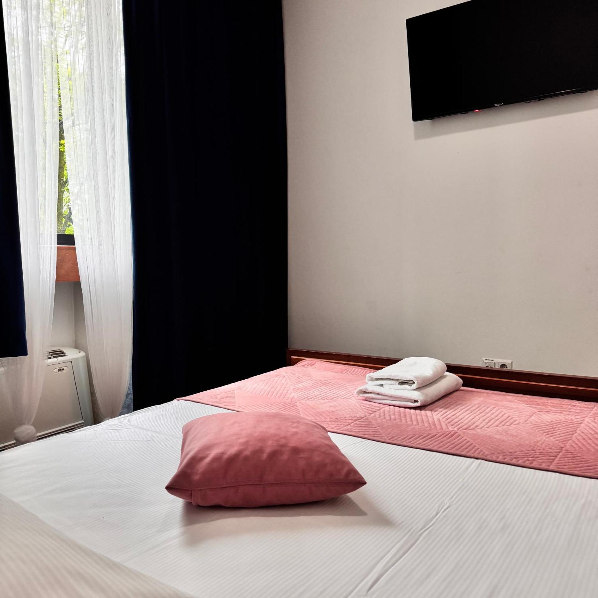 Hotel Paviljon Bihać エクステリア 写真